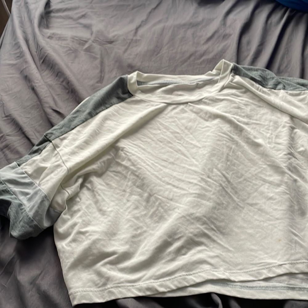 AE crop top